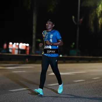 Runner Photo 5837087