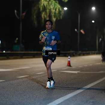 Runner Photo 5837088
