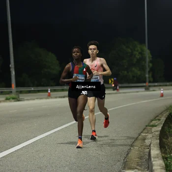 Runner Photo 5837089