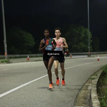 Runner Photo 5837092