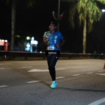 Runner Photo 5837098