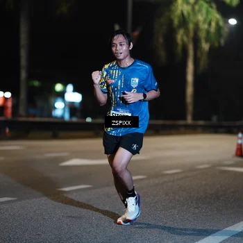Runner Photo 5837112