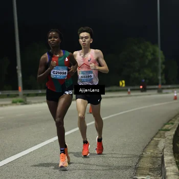 Runner Photo 5837113