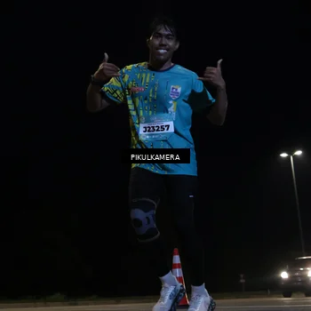 Runner Photo 5837145