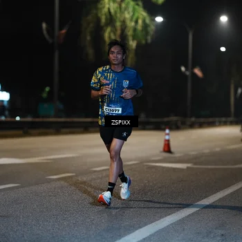 Runner Photo 5837160