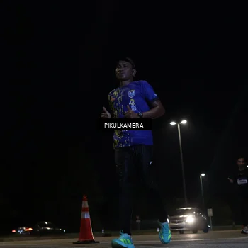 Runner Photo 5837200