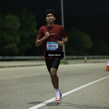 Runner Photo 5837249