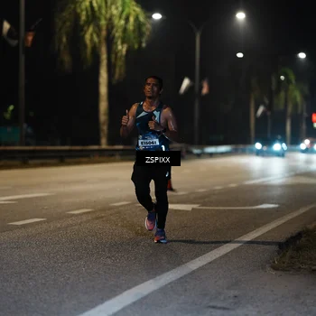 Runner Photo 5837253