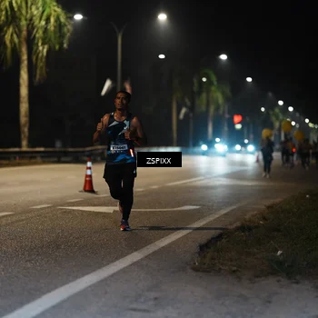 Runner Photo 5837278