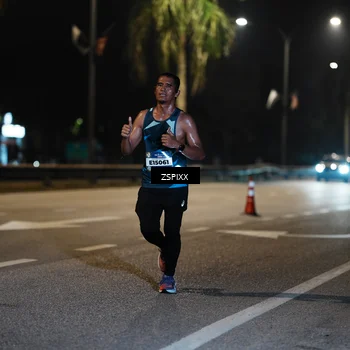 Runner Photo 5837302