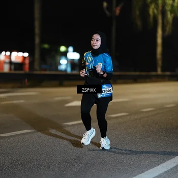 Runner Photo 5837345