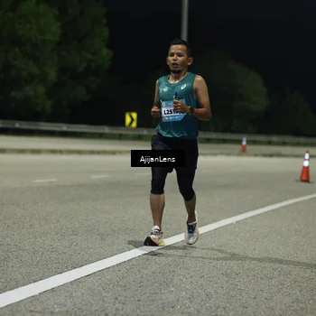 Runner Photo 5837625