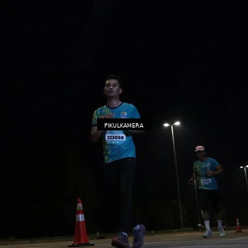 Runner Photo 5837655