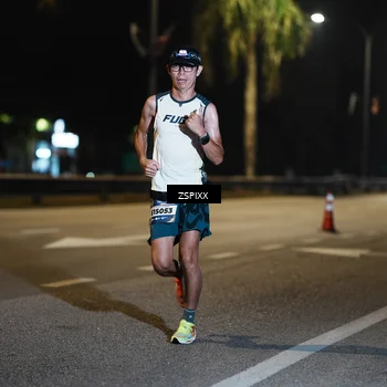 Runner Photo 5837689