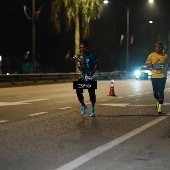 Runner Photo 5837761