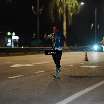 Runner Photo 5837780