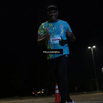Runner Photo 5837924