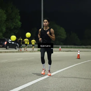 Runner Photo 5839043