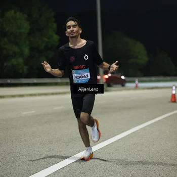 Runner Photo 5839590