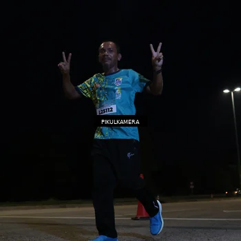 Runner Photo 5839648