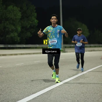 Runner Photo 5839855