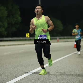Runner Photo 5839892