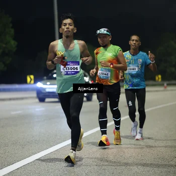 Runner Photo 5840009