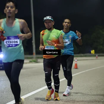 Runner Photo 5840013