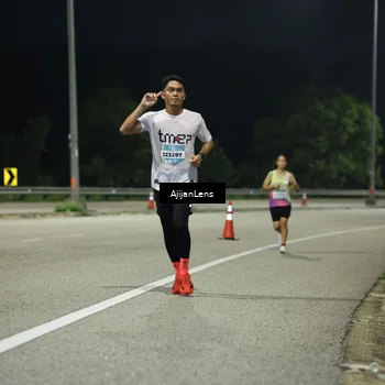 Runner Photo 5840044