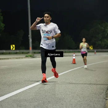 Runner Photo 5840058