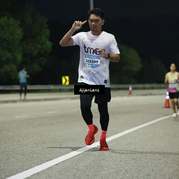 Runner Photo 5840076