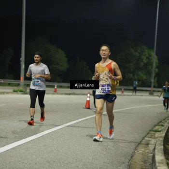 Runner Photo 5840216