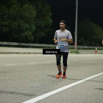 Runner Photo 5840237