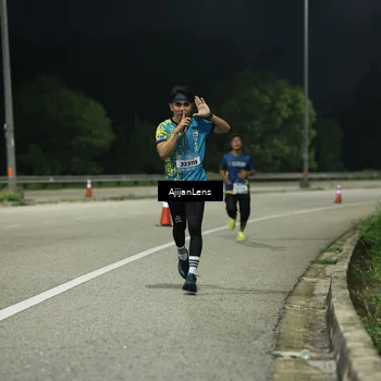 Runner Photo 5840297
