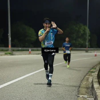 Runner Photo 5840311