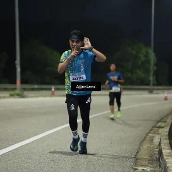 Runner Photo 5840338
