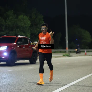 Runner Photo 5840500
