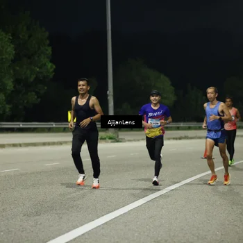 Runner Photo 5840567