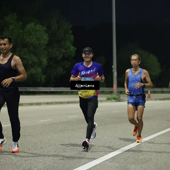 Runner Photo 5840575