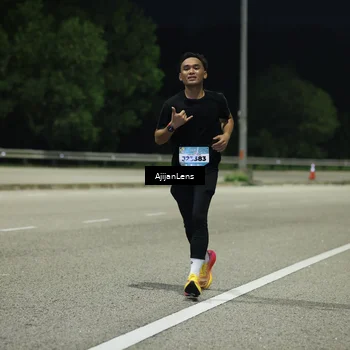 Runner Photo 5840615