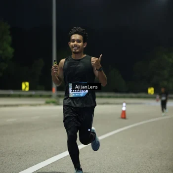 Runner Photo 5840641