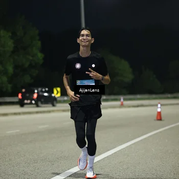 Runner Photo 5840917