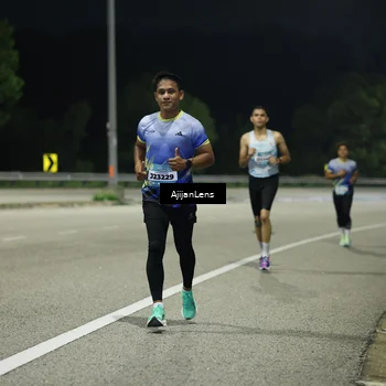 Runner Photo 5840982