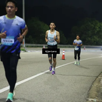 Runner Photo 5840999
