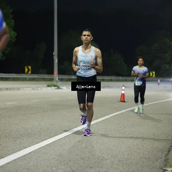 Runner Photo 5841005
