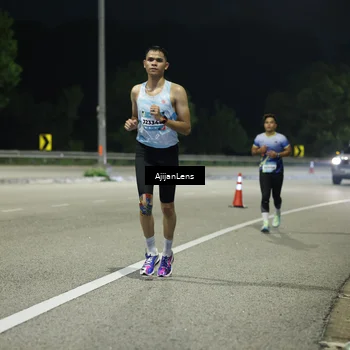 Runner Photo 5841010