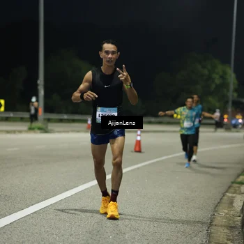Runner Photo 5841099