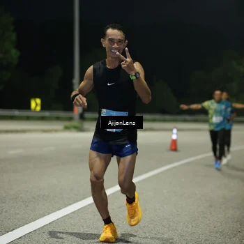Runner Photo 5841110