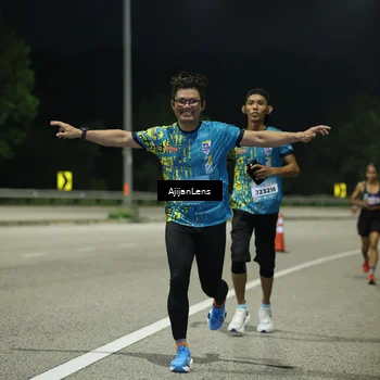 Runner Photo 5841132