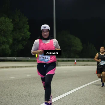 Runner Photo 5841253